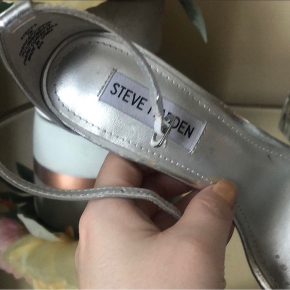 STEVE MADDEN rhinestone silver heels - Picture 6 of 7